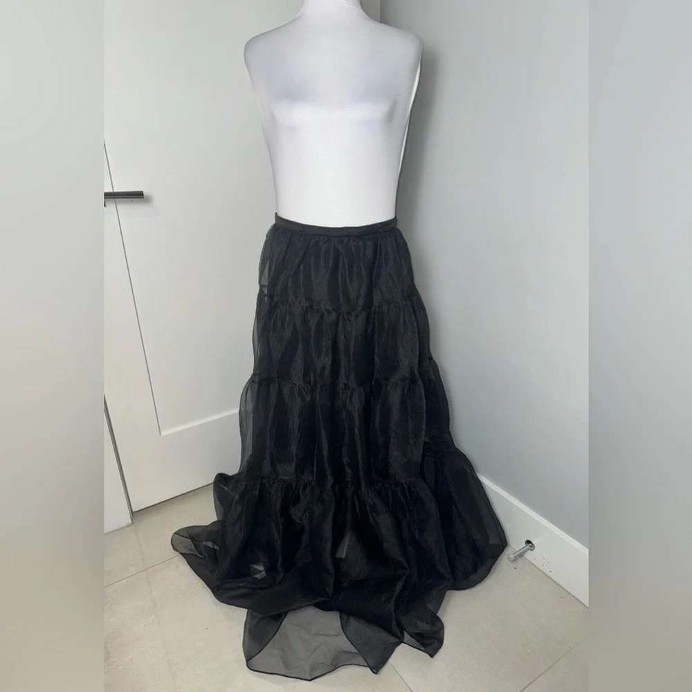 ❌SOLD❌Staud Dragon Ruffle Tulle Skirt in Black/Size 10 - Picture 4 of 10